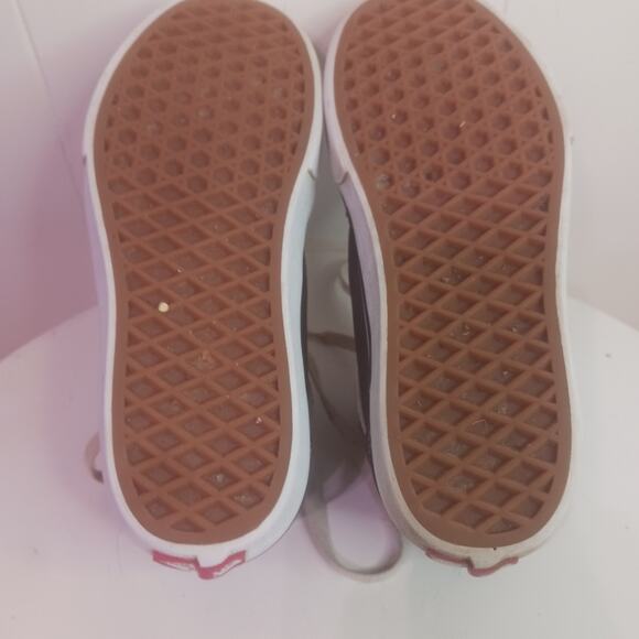 Vans  Off The Wall women's black and white canvas high tops. Size 6.5 - Picture 4 of 6